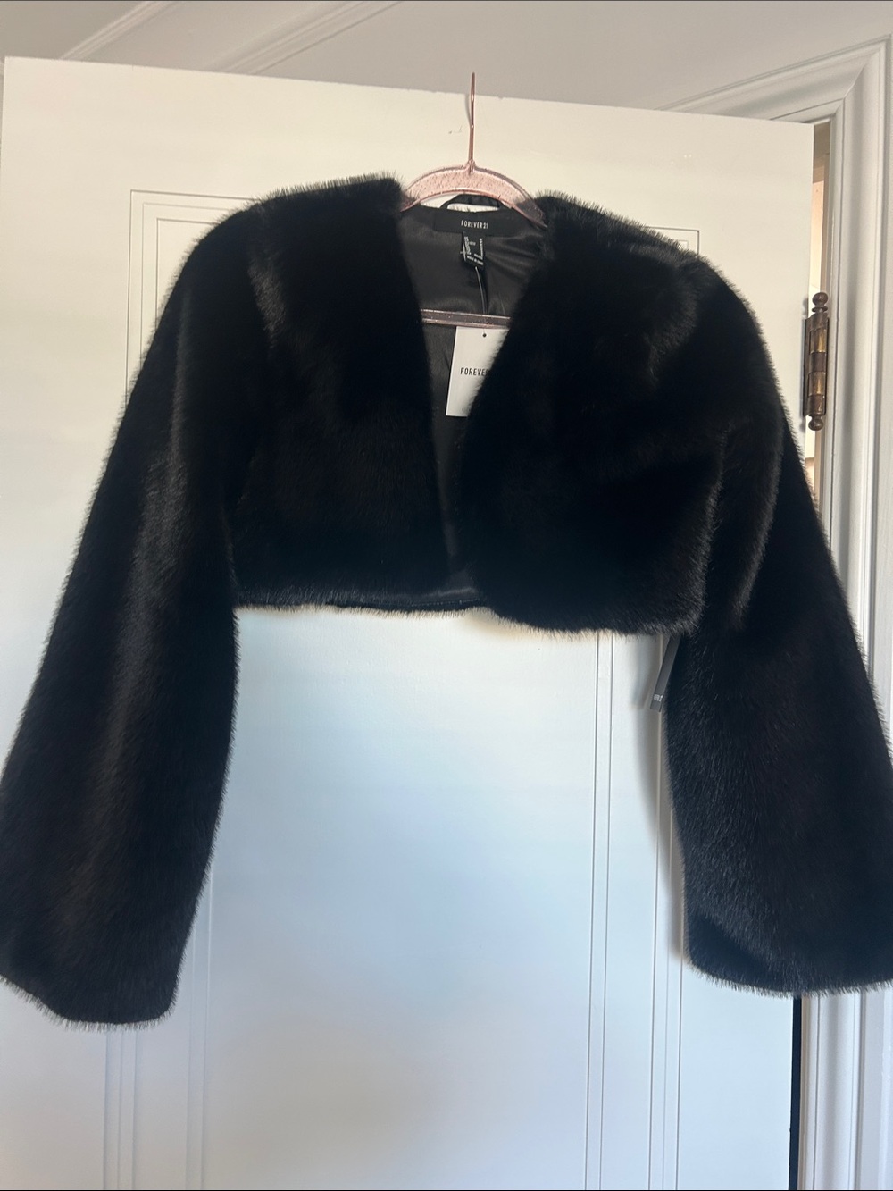 Forever 21 Black Cropped Faux Fur Bolero Jacket